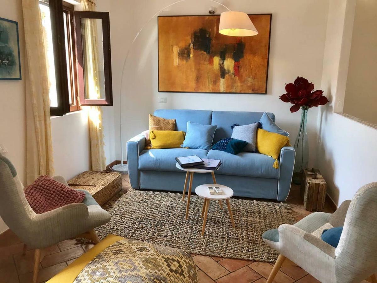 Place : Jolie Maison Sarde Authentique San Pantaleo